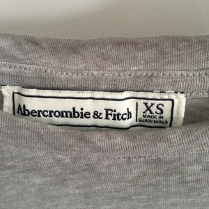 Abercrombie & Fitch Tops - Abercrombie and Fitch cropped tee shirt Abercrombie & Fitch Tops - Abercrombie and Fitch cropped tee shirt